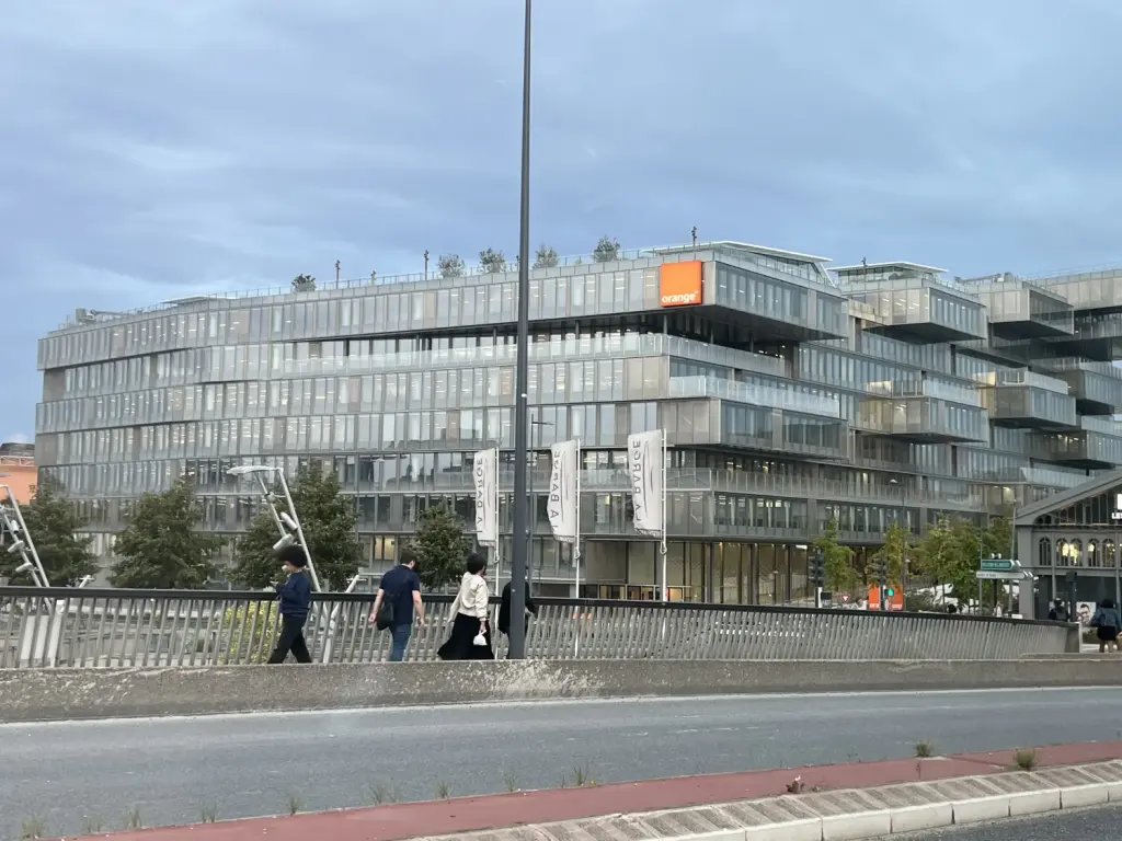 Siège social d’Orange à Issy-les-Moulineaux