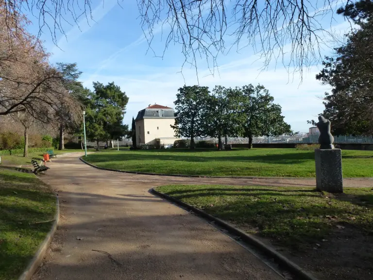 Vue du jardin des Chartreux à Lyon