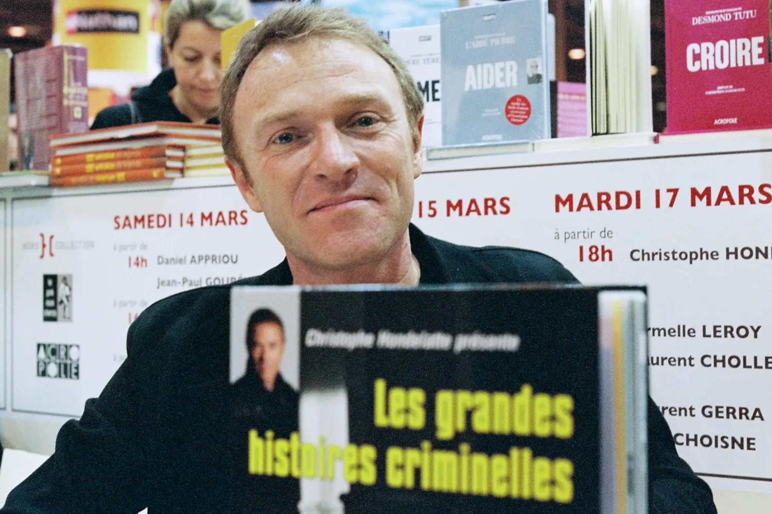 Christophe Hondelatte en dédicace en 2009