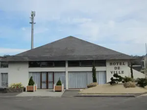 Mairie de Jullouville dans la Manche