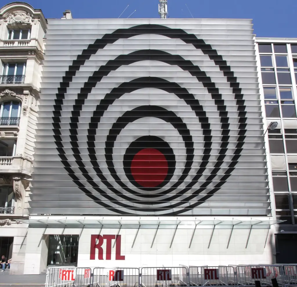Ancien siège de RTL rue Bayard à Paris, archive du 30 mai 2009