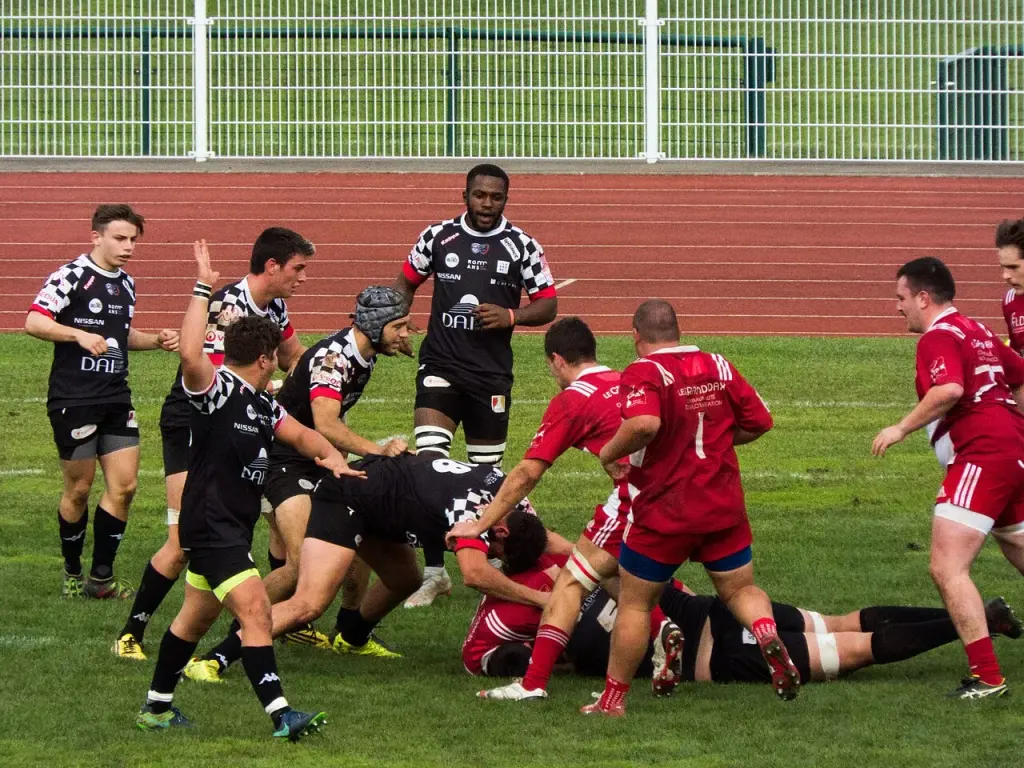 Joueurs espoirs de Valence Romans Drôme Rugby lors d’un match en 2018