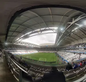 Vue intérieure du stade Pierre-Mauroy à Villeneuve-d’Ascq