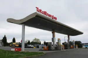 Station-service TotalEnergies Access à Lapalisse, photographie d’archive