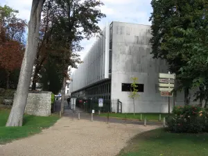 Façade de l’hôtel de ville de Mantes-la-Jolie