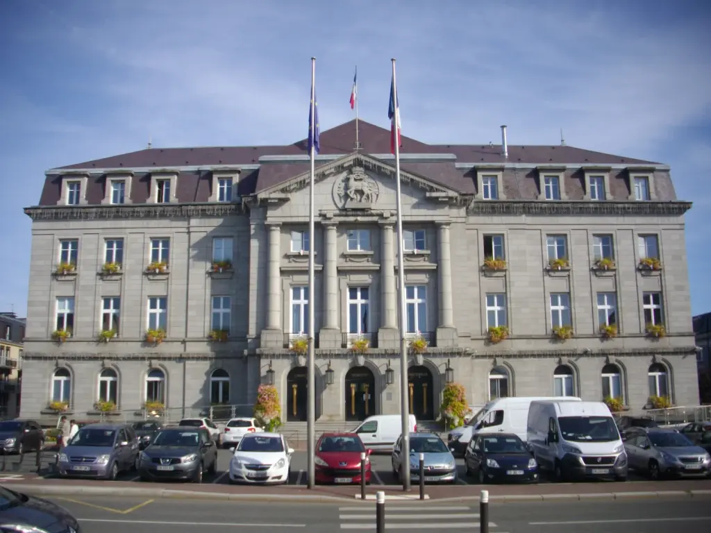 Hôtel de ville de Guéret, photographie d’archive de septembre2018