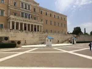Parlement grec sur la place Syntagma à Athènes