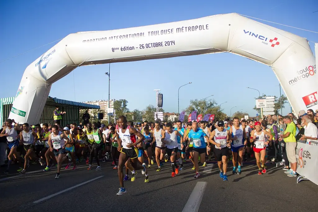 Départ du marathon de Toulouse en octobre 2014, photographie d’archive