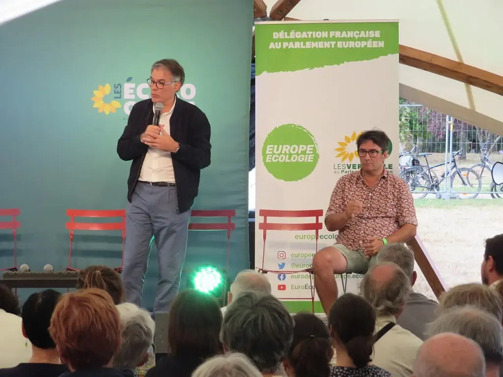 Olivier Faure lors des Journées d’été des écologistes à Tours