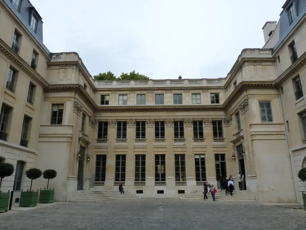 Façade du ministère de l’Éducation nationale, photographie d’archive