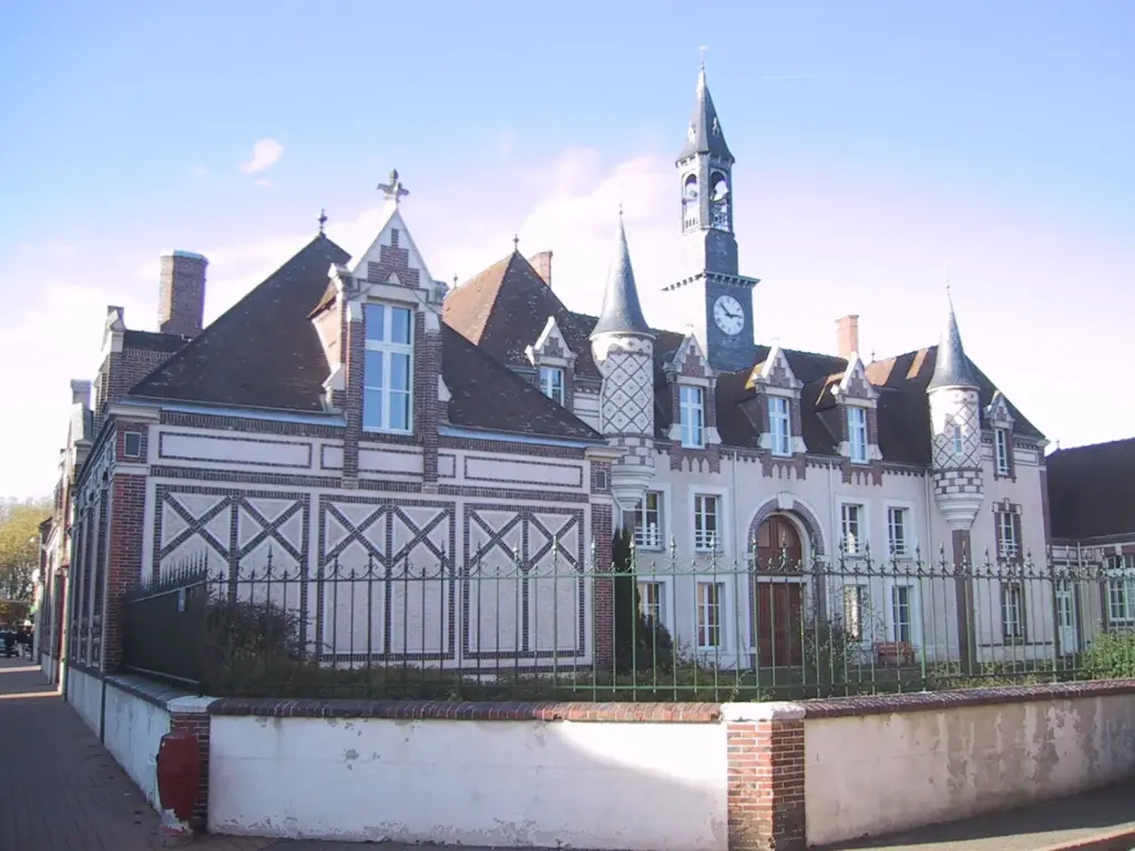 La mairie de Senonches en Eure-et-Loir