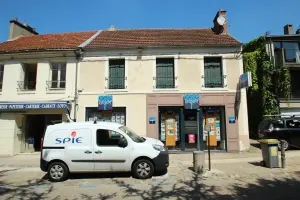 Rue Henri-Amodru à Gif-sur-Yvette en juin 2017, archive du réseau Laforêt
