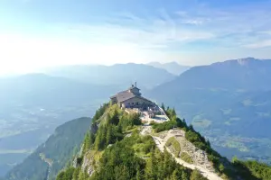 Vue aérienne du Kehlsteinhaus en septembre 2023, photographie d’archive