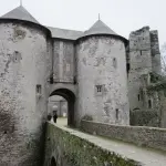 Le château de Chanteloup dans la Manche