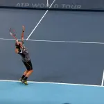 Stan Wawrinka au service à Bâle en 2014