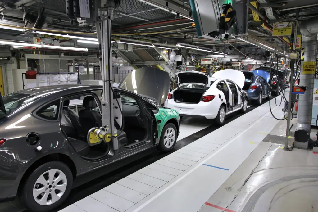 Chaîne d’assemblage automobile dans une usine européenne