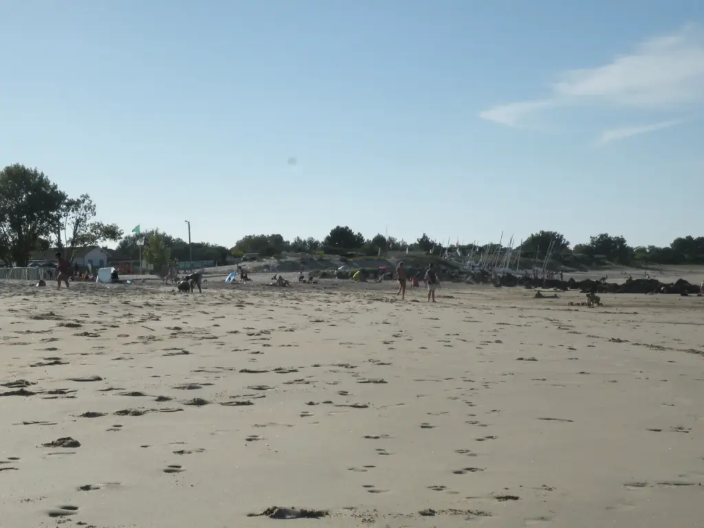 La plage de la Chambrette au Verdon-sur-Mer, photographiée en 2012.