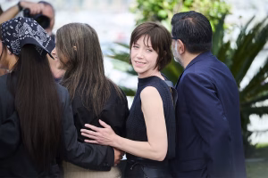 « Foutez-moi la paix » : Sara Giraudeau évoque le poids d'être fille de comédiens célèbres